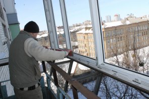 Остекление балконов в зимний период