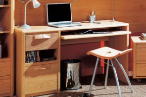 Письменный стол – стильность, практичность, эргономичность